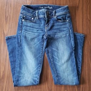 ❣️ 3/$25 American Eagle Outfitters Denim Jeans